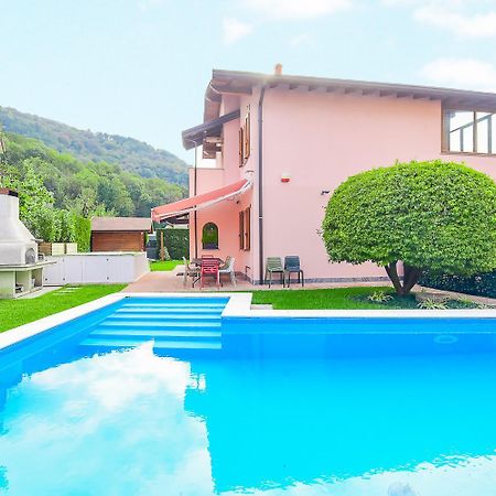 Jane E Jolie Holiday Home Private Swimming Pool Valbrona Kültér fotó